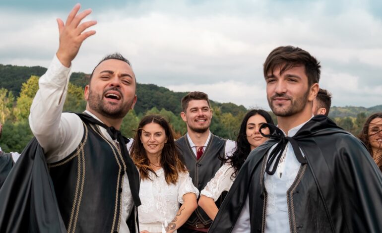 Un nou video clip de la AKORD! De data asta pentru fetele care vor «să se mărite»